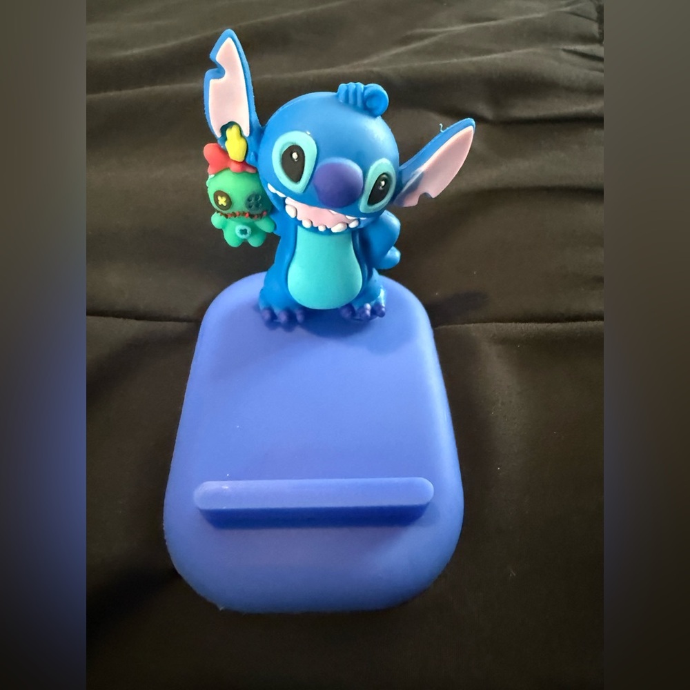 Stitch Cellphone Stand